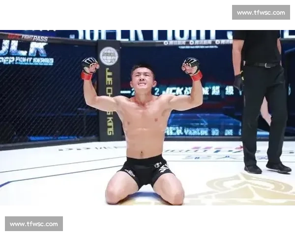 凉山格斗小伙双冠封神:百万赏金与金腰带背后的热血逆袭 凉山格斗小伙双冠封神:百万赏金与金腰带背后的热血逆袭