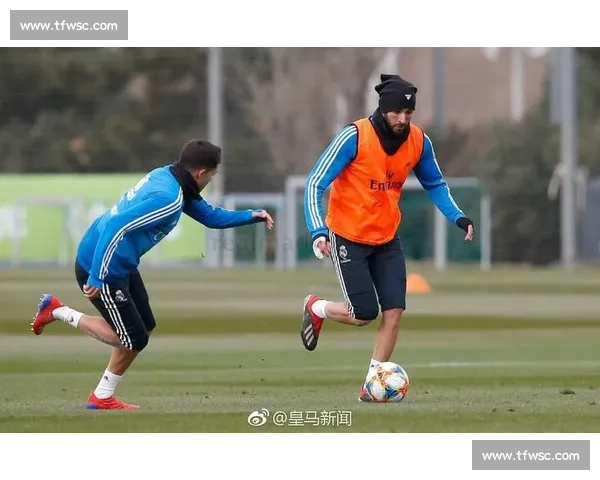 冯博轩伤愈复出!国安边路多面手回归,三中卫体系迎强援 冯博轩伤愈复出!国安边路多面手回归,三中卫体系迎强援