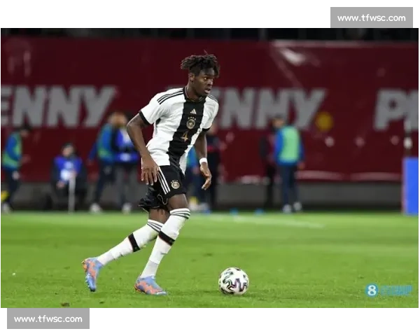 切尔西 6500 万欧敲定吉滕斯!国米 2400 万签博尼,巴萨 2500 万迎新门神 切尔西 6500 万欧敲定吉滕斯!国米 2400 万签博尼,巴萨 2500 万迎新门神