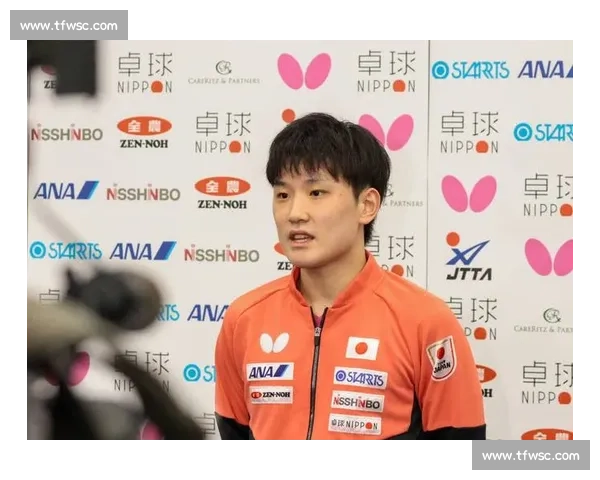 张本智和赛场狂飙四川方言喊爸递衣服 网友笑称:语言系统卡 bug 了!