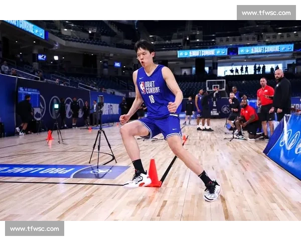 杨瀚森试训收官锁定 NBA 首轮 开拓者 16 顺位摘下中国新星 杨瀚森试训收官锁定 NBA 首轮 开拓者 16 顺位摘下中国新星