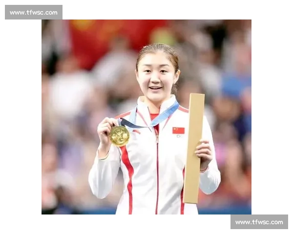 优雅与力量并存，乒乓球颁奖礼的视觉盛宴